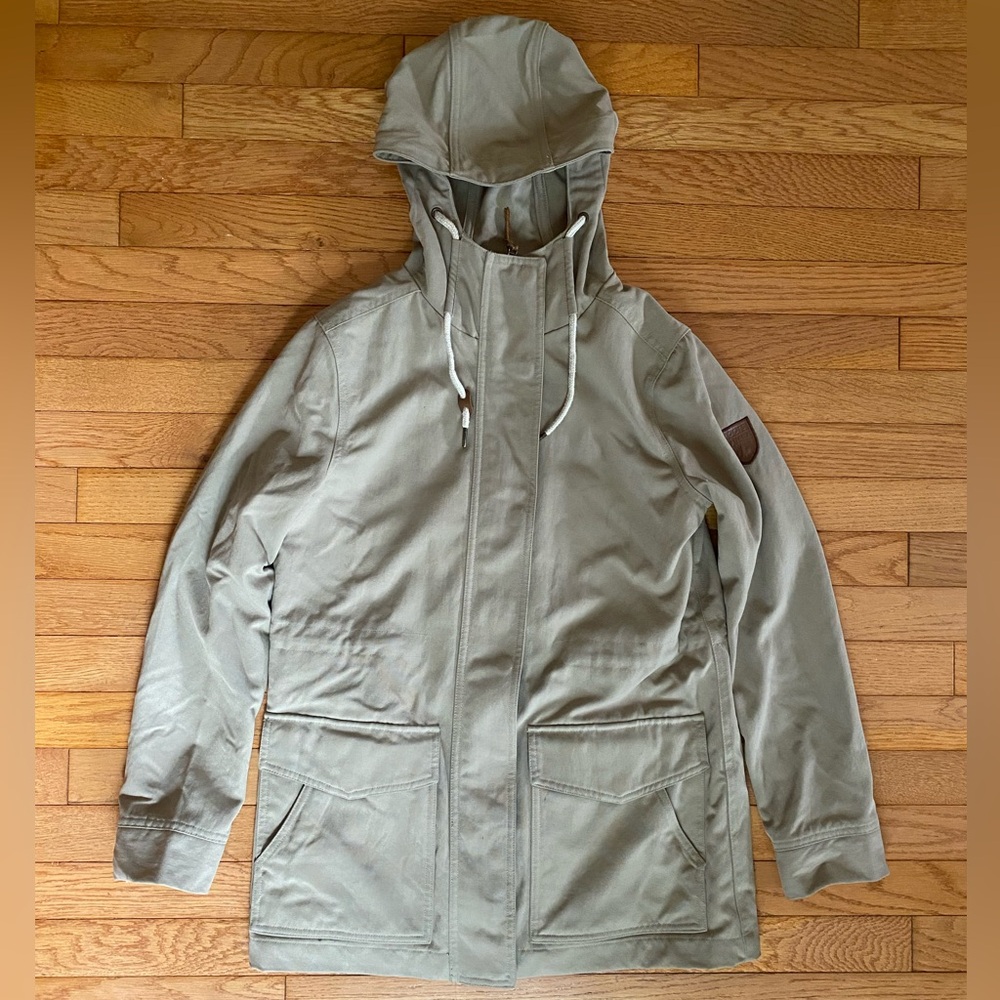 Roots Women’s Hooded Raincoat in Beige